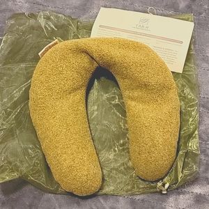 Tara Aromatherapy Neck Pillow